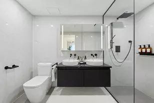 350 W 44th St, New York City, NY 10036 - Photo 4