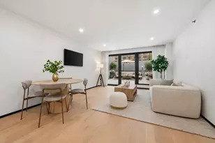350 W 44th St, New York City, NY 10036 - Photo 4