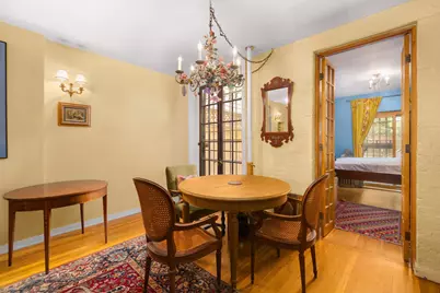 306 W 90th Street #1, New York City, NY 10024 - Photo 2