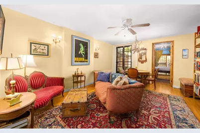 306 W 90th Street #1, New York City, NY 10024 - Photo 1