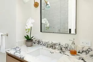 37 Sidney Pl, New York City, NY 11201 - Photo 24