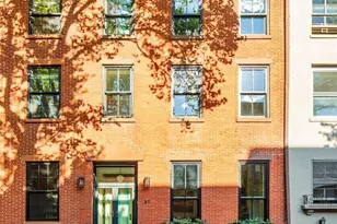 37 Sidney Pl, New York City, NY 11201 - Photo 2