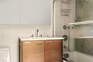464 W 44th St, New York City, NY 10036 - Photo 6