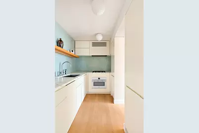 205 E 77th Street #12B, New York City, NY 10075 - Photo 4