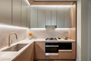 126 E 57th St, New York City, NY 10022 - Photo 22