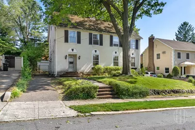 12 Carolina Road, Douglaston, NY 11362 - Photo 1