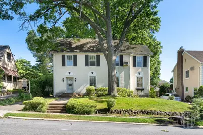 12 Carolina Road, Douglaston, NY 11362 - Photo 2