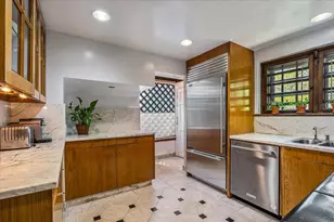 50 Overhill Rd, Forest Hills, NY 11375 - Photo 16