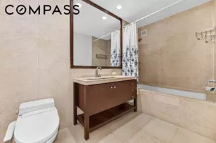 1600 Broadway, New York City, NY 10019 - Photo 4