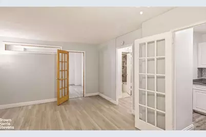 305 E 40th Street #5A, New York City, NY 10017 - Photo 2