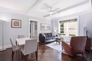 345 W 55th St, New York City, NY 10019 - Photo 1