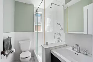 345 W 55th St, New York City, NY 10019 - Photo 12