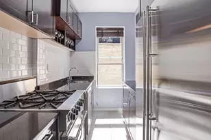 345 W 55th St, New York City, NY 10019 - Photo 6
