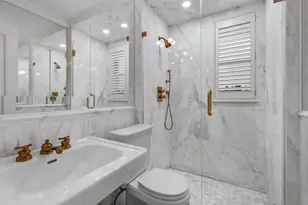 400 E 59th St, New York City, NY 10022 - Photo 12