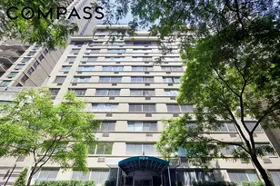 225 E 46th St, New York City, NY 10017 - Photo 12