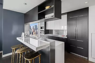 252 South Street #49C, New York, NY 10002 - Photo 4