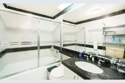 150 W 56th Street #3104, New York City, NY 10019 - Photo 8