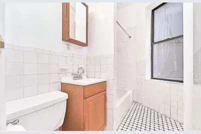 230 E 25th Street #4D, New York, NY 10010 - Photo 4