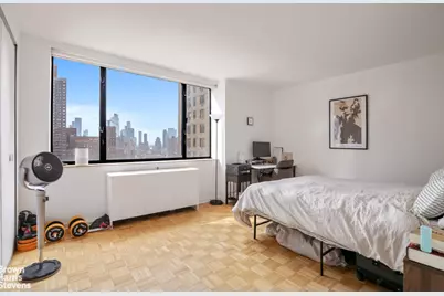 30 W 61st Street #25B, New York, NY 10023 - Photo 4