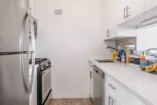 30 W 61st St, New York, NY 10023 - Photo 6