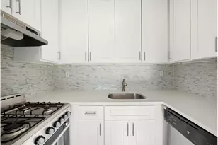23-22 30th Rd, Astoria, NY 11102 - Photo 2