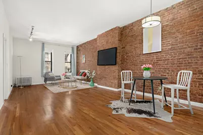 331 E 92nd Street #3B, New York City, NY 10128 - Photo 1