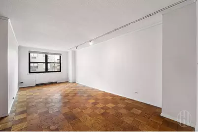 200 E 24th Street #1008, New York, NY 10010 - Photo 2