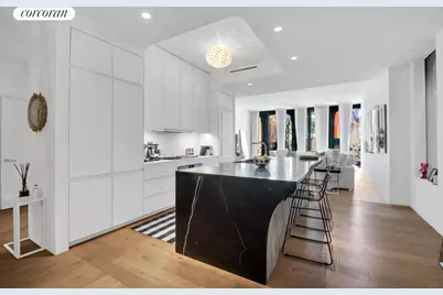 325 W Broadway #2A, New York, NY 10013 - Photo 2