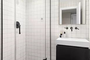 395 S 2nd St, New York City, NY 11211 - Photo 8