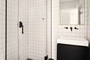 395 S 2nd St, New York City, NY 11211 - Photo 8