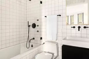395 S 2nd St, New York City, NY 11211 - Photo 6