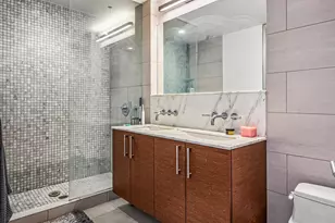 21-45 44th Dr, Long Island City, NY 11101 - Photo 8