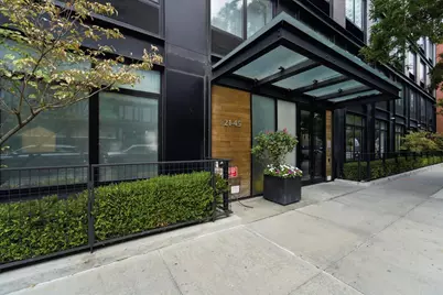 21-45 44th Drive #2G, New York City, NY 11101 - Photo 2