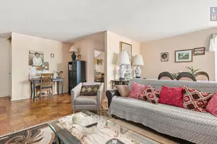 385 Grand St, New York City, NY 10002 - Photo 6