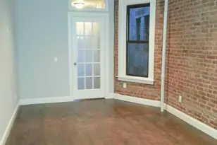 318 E 90th St, New York City, NY 10128 - Photo 4