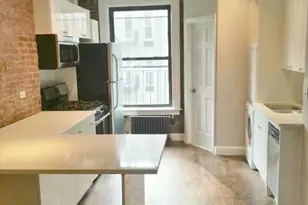318 E 90th St, New York City, NY 10128 - Photo 1