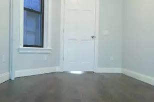 318 E 90th St, New York City, NY 10128 - Photo 6