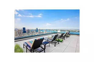 322 W 57th St, New York City, NY 10019 - Photo 22