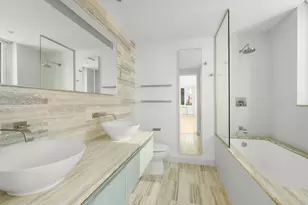 322 W 57th St, New York City, NY 10019 - Photo 6