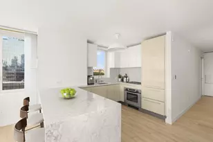 322 W 57th St, New York City, NY 10019 - Photo 4