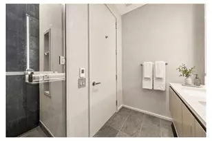 77 Charlton St, New York City, NY 10014 - Photo 10