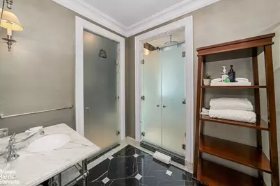 2 E 55th Street #901, New York City, NY 10022 - Photo 4
