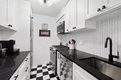 160 W End Avenue #10-H, New York City, NY 10023 - Photo 4