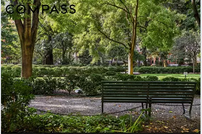 39 Gramercy Park N #17A, New York City, NY 10010 - Photo 8