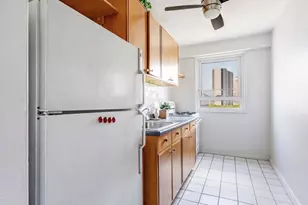 215 Adams St, Brooklyn, NY 11201 - Photo 10