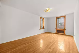 759 E 10th St, New York City, NY 11230 - Photo 8
