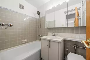 759 E 10th St, New York City, NY 11230 - Photo 10