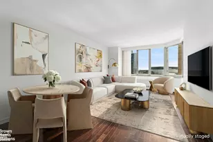 500 W 43rd St, New York, NY 10036 - Photo 1