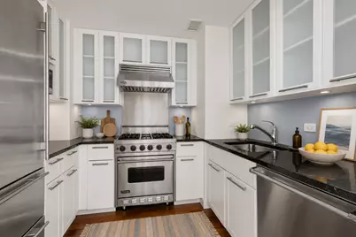 45 Park Avenue #1206, New York City, NY 10016 - Photo 2