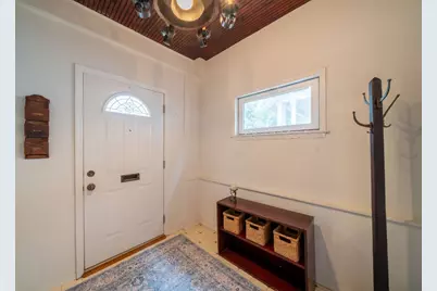 414 E 239th Street, New York City, NY 10470 - Photo 6